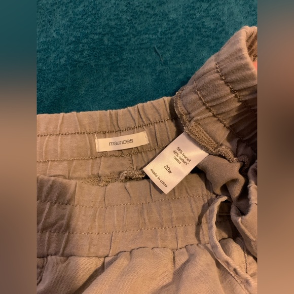 Maurice’s Jogger Style Pants - Picture 5 of 5